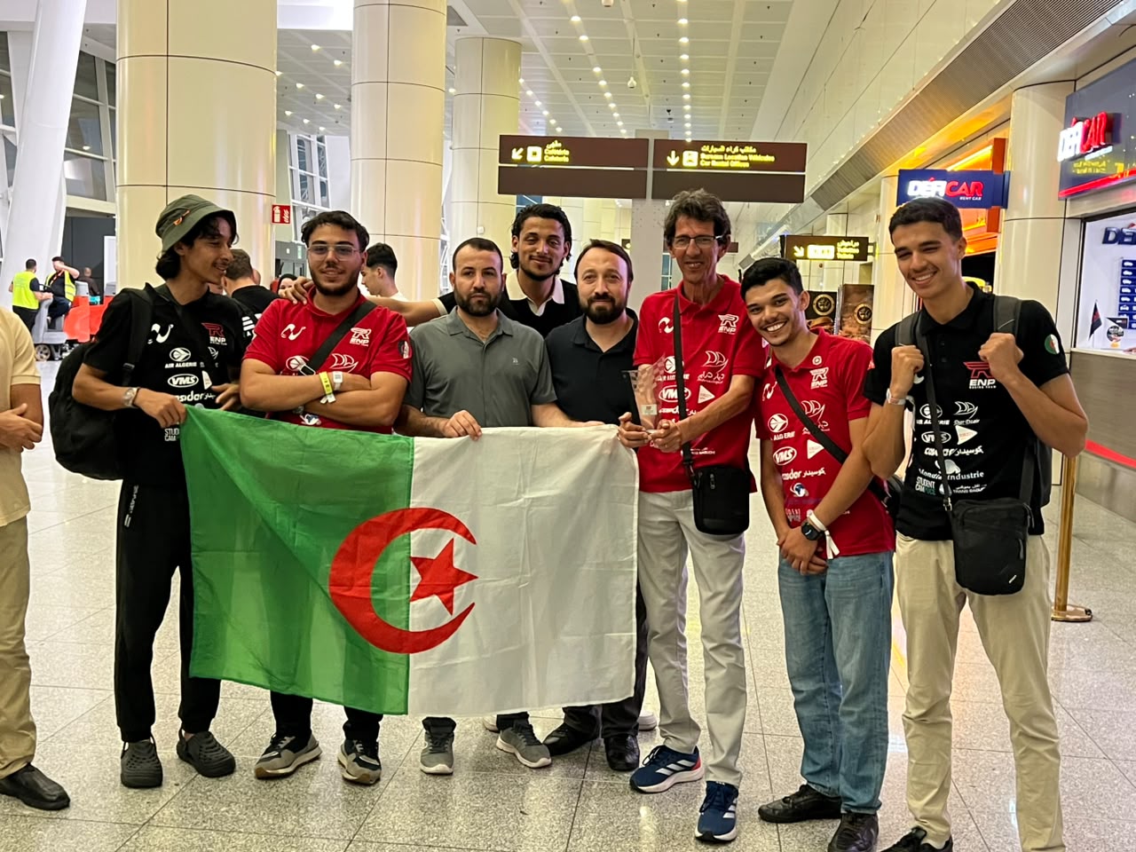 ENP Racing — arrivée aéroport Alger