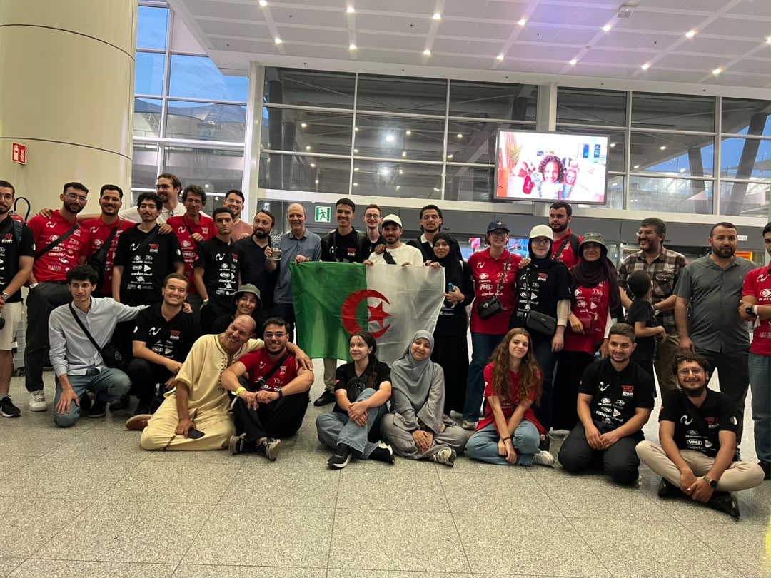ENP Racing — arrivée aéroport Alger